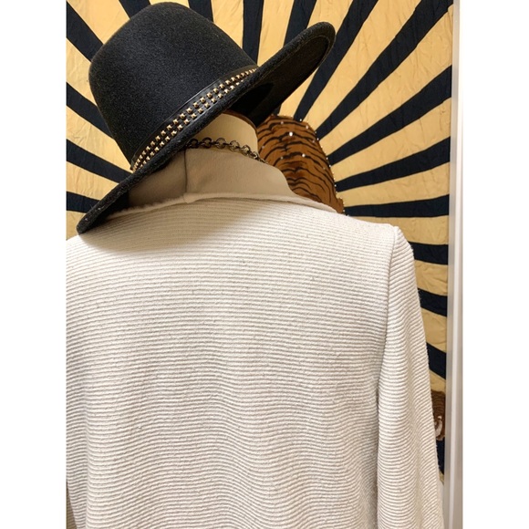 π Amazing modern maxi coat - Picture 5 of 7